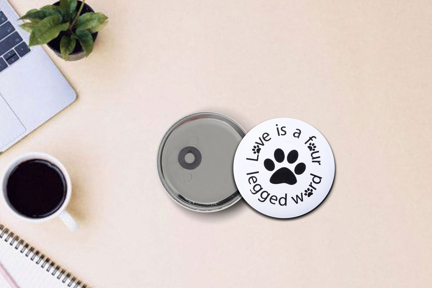 4 Legged Love Magnet - PawLaLand