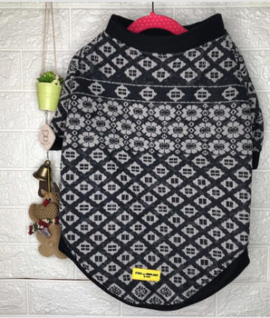 SNS Jaq Sweater(Black)